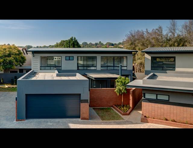 4 BEDROOM CLUSTER TO LET IN WATERKLOOF RIDGE